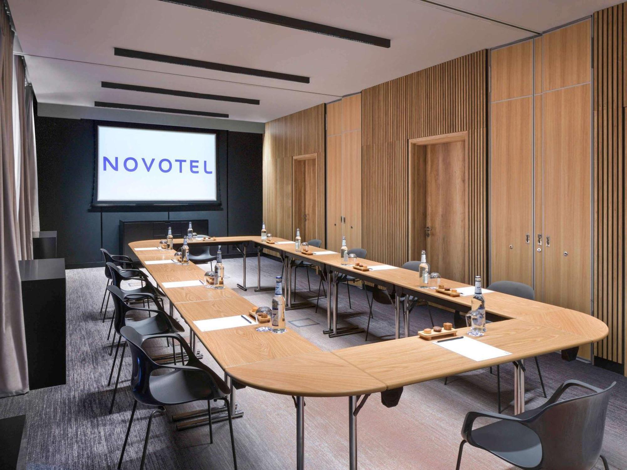 Novotel Kinshasa La Gombe Exteriér fotografie